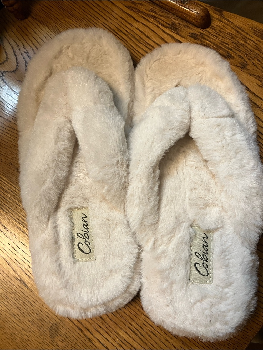Cobian Plush Faux-Fur Flip Flop Slippers in Cream